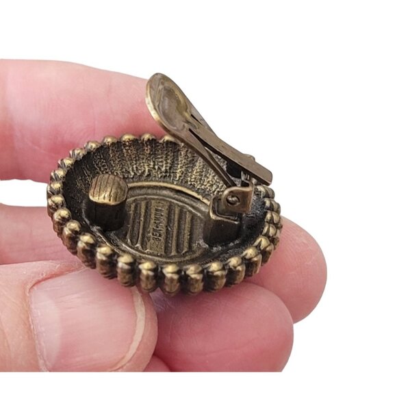 Ben Amun Flawed Emerald Green Glass Cab Clip-On Earrings, Signed E639 - Picture 10 of 14